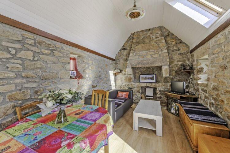 Holiday Home In Plouarzel Eksteriør bilde
